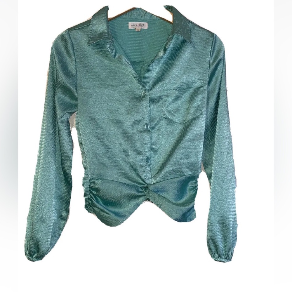 Women’s silk long sleeve blouse xs